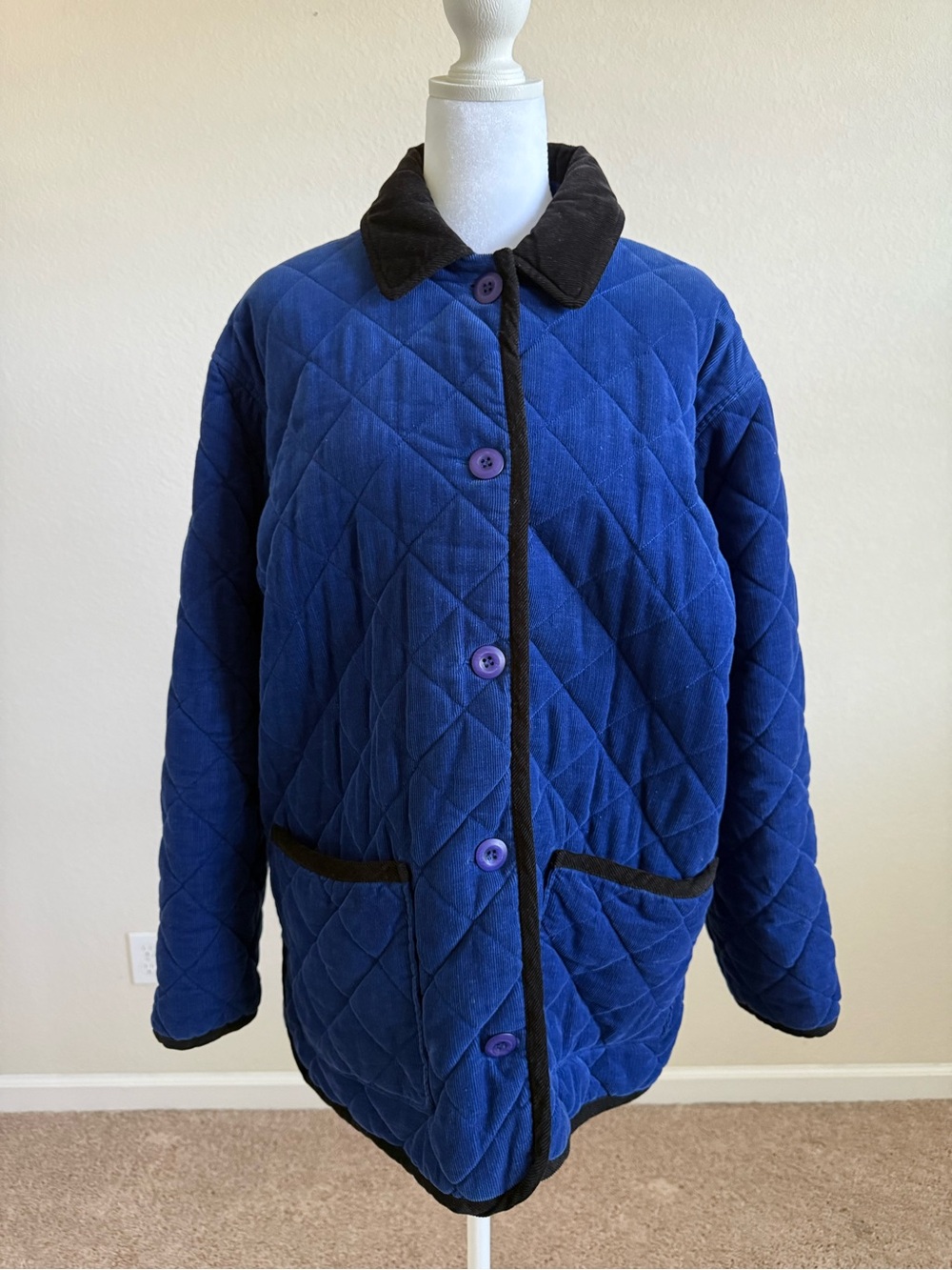 Susan Bristol Vintage Blue Quilted Barn Jacket with Black Corduroy Trim Med - Picture 15 of 15